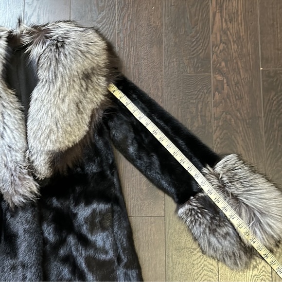 Mink Fur Coat - Picture 8 of 11